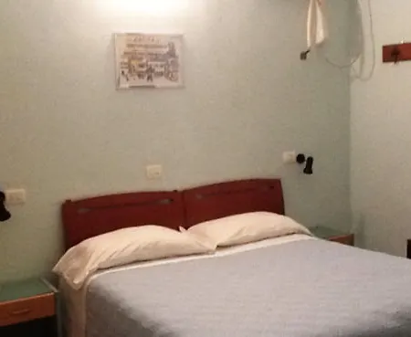 Bernheof Ξενοδοχείο *