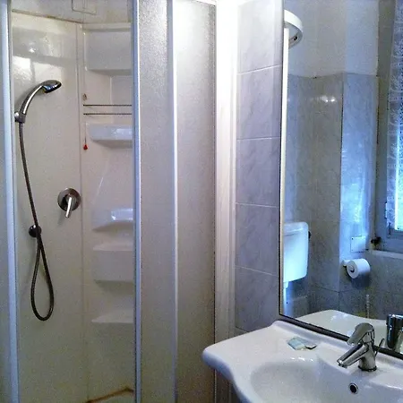 Bernheof Hotel Genoa