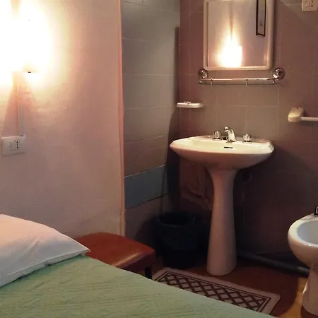Bernheof Hotel Genoa
